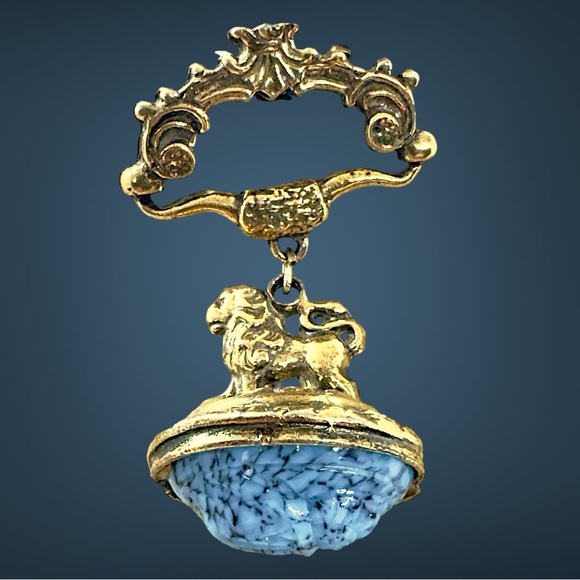 Vintage Etruscan Style Lion & Faux Turquoise Scarab Drop Brooch - Picture 7 of 7